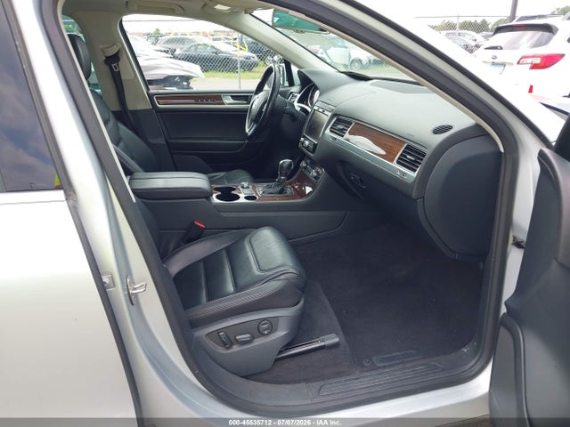Aukcja sprzedaży 2015 Volkswagen Touareg Tdi Lux, vin: WVGEP9BP5FD002114, numer aukcji: 45535712