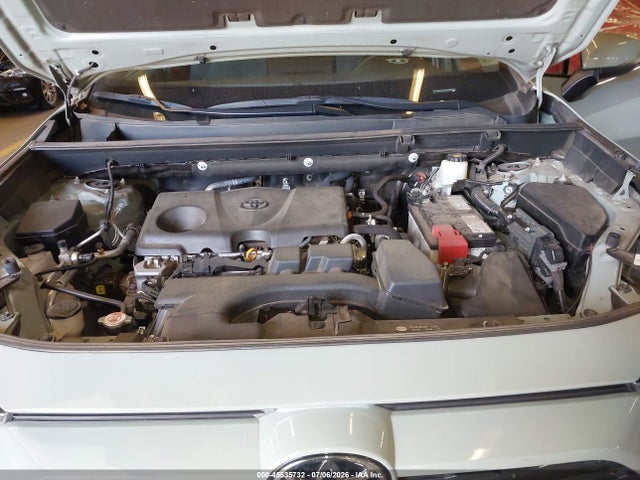 2T3P1RFV0NW301082 Toyota Rav4 Xle
