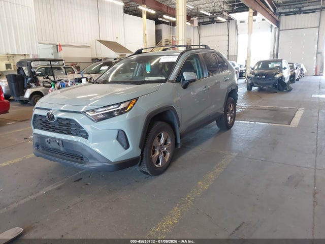 2T3P1RFV0NW301082 Toyota Rav4 Xle
