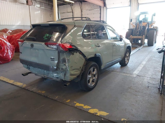 2T3P1RFV0NW301082 Toyota Rav4 Xle