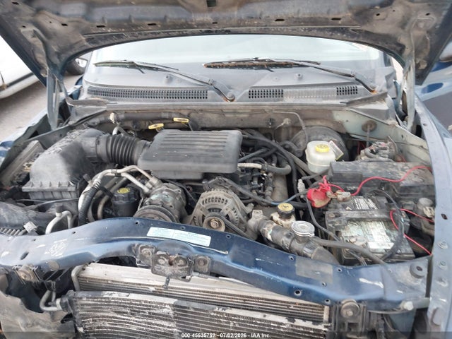 45535752 :رقم المزاد ، 1B4HS28N01F638656 vin ، 2001 Dodge Durango مزاد بيع