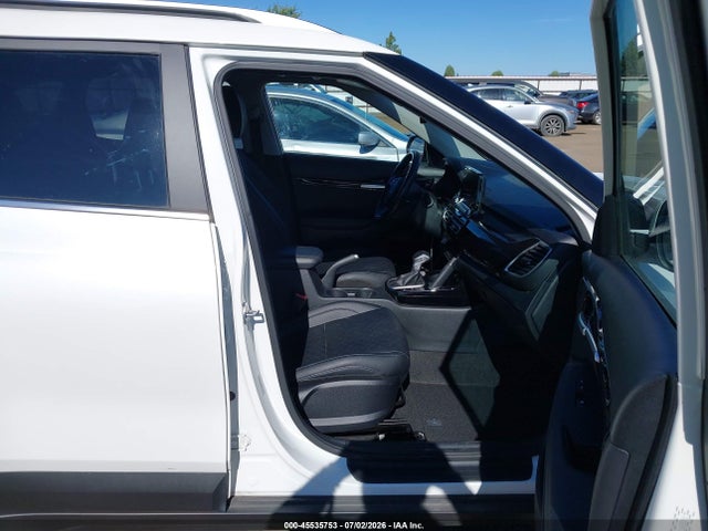 KNDERCAA5N7302161 KIA SELTOS EX