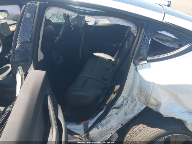 Tesla Model Y 2023 7SAYGDEEXPA109474 Image 8