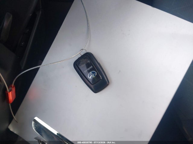2T3RWRFV4MW125808 Toyota Rav4 Hybrid Xle