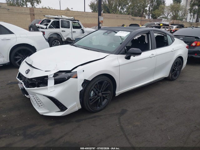Toyota CAMRY XSE 2025 4T1DAACK9SU104446 Image 2