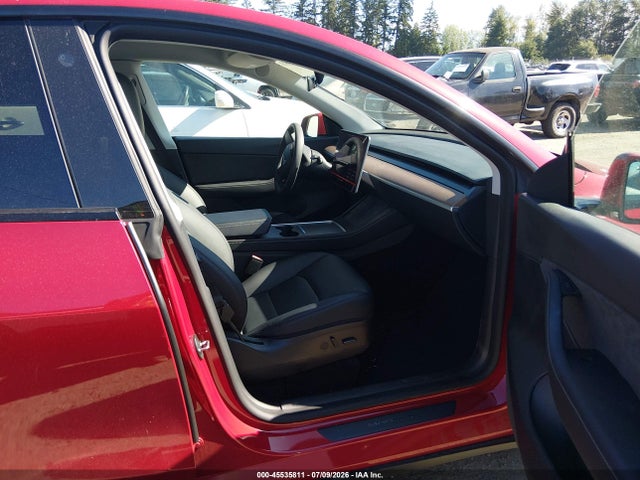 Продажа на аукционе авто 2022 Tesla Model Y Performance Dual Motor All-wheel Drive, vin: 7SAYGDEF2NF455480, номер лота: 45535811