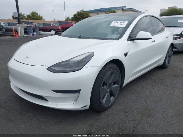 Tesla Model 3 Standard Range Plus Rear-wheel Drive 2021 5YJ3E1EA7MF060015 Image 2