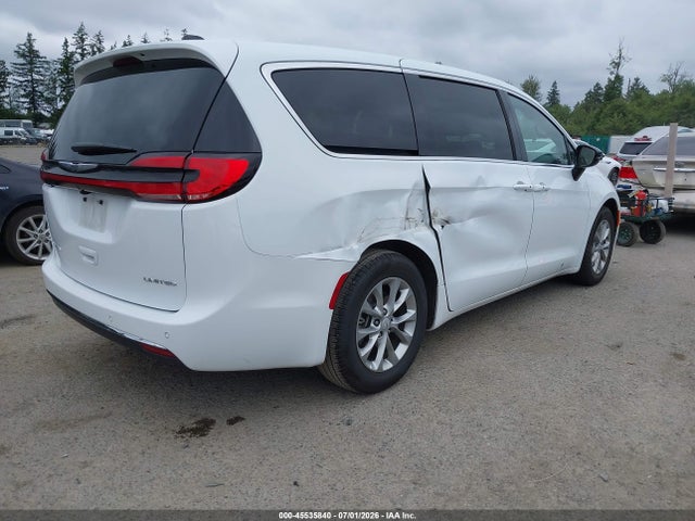 Chrysler Pacifica Limited 2026 2C4RC1GG4TR206004 Image 4