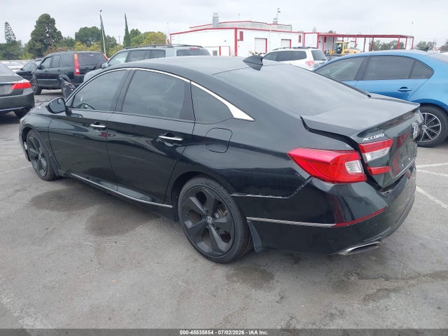 Honda Accord Touring 2018 1HGCV1F99JA010601 Image 3