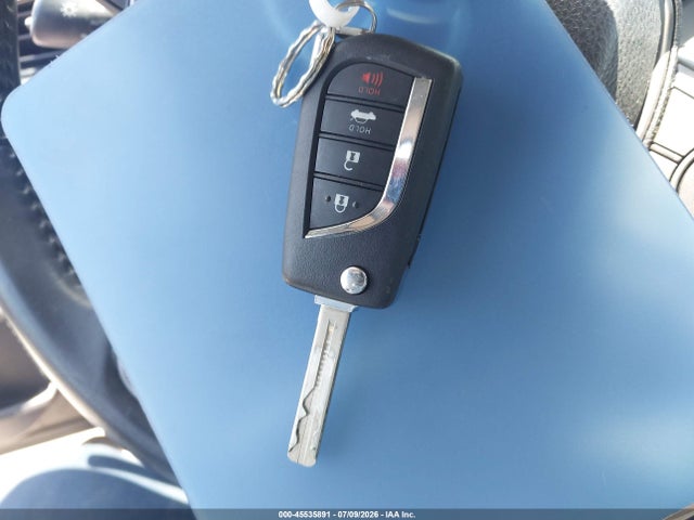 4T1G11AK3NU687018 Toyota CAMRY SE