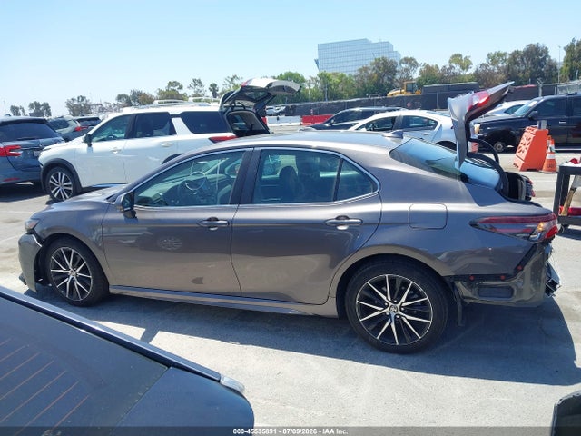 2022 Toyota Camry Se მანქანა იყიდება აუქციონზე, vin: 4T1G11AK3NU687018, აუქციონის ნომერი: 45535891