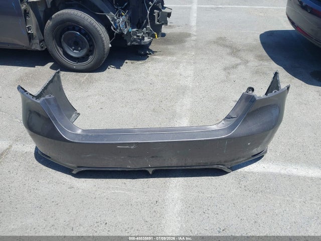 4T1G11AK3NU687018 Toyota CAMRY SE