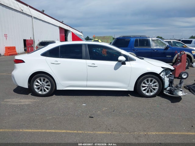 Toyota Corolla Xle 2022 5YFFPMAE3NP293526 Image 14