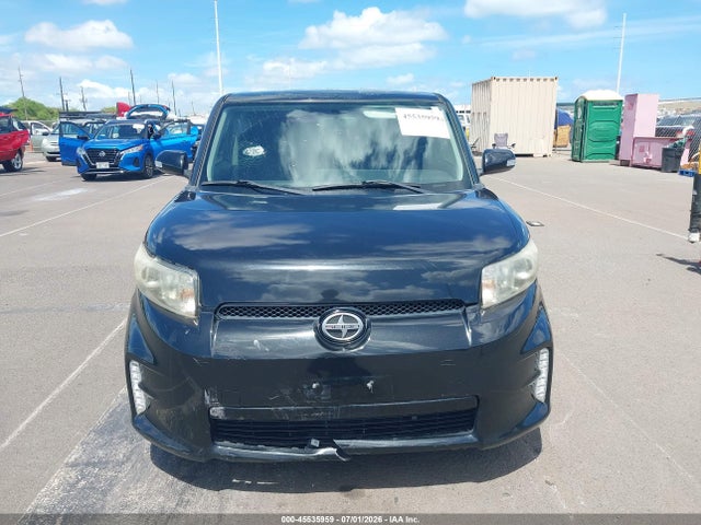 Scion Xb 686 Parklan Edition 2015 JTLZE4FE9FJ076861 Image 11