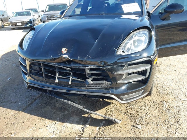 45535962 :رقم المزاد ، WP1AF2A52FLB98367 vin ، 2015 Porsche Macan Turbo مزاد بيع