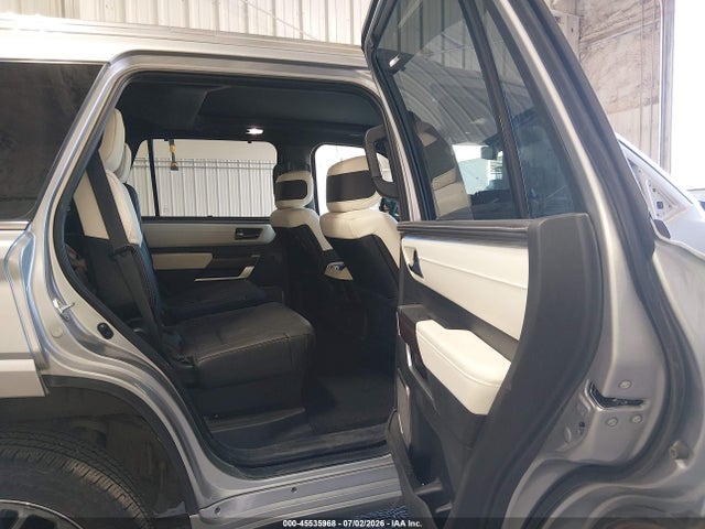 Toyota Sequoia Capstone 2024 7SVAAABA9RX038026 Image 8