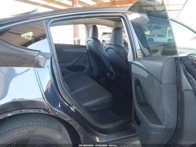 Tesla Model Y 2026 7SAYGDED6TA487308 Image 8