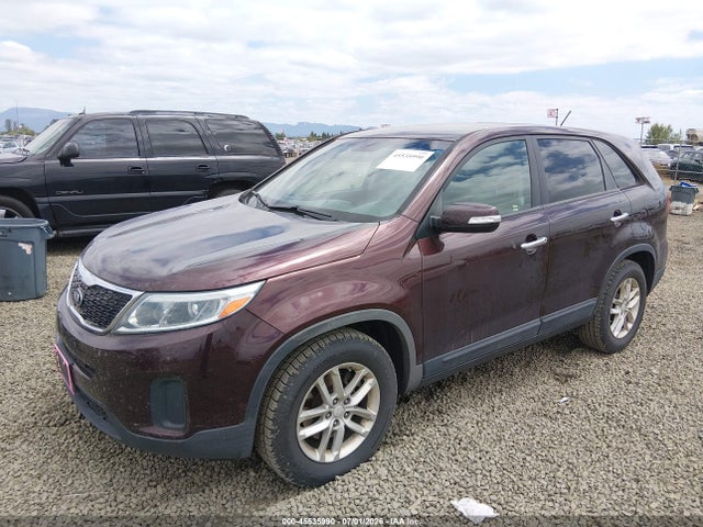 KIA SORENTO LX 2015 5XYKT3A6XFG621883 Image 2