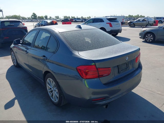 Aukcja sprzedaży 2017 Bmw 320i, vin: WBA8E1G55HNU15192, numer aukcji: 45536005