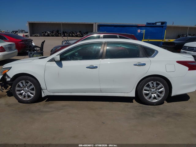 Nissan Altima 2.5 S 2018 1N4AL3AP0JC299990 Image 13