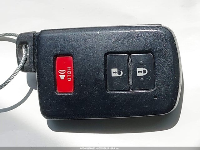 Toyota Prius C Three 2014 JTDKDTB31E1076222 Image 11