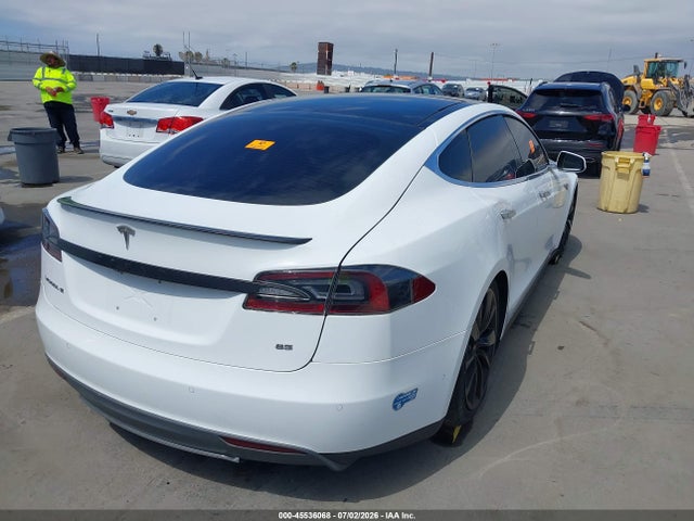 Tesla Model S 60/70/85 2015 5YJSA1H15FFP78264 Image 4