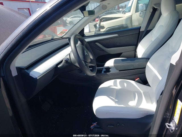 45536121 :رقم المزاد ، 7SAYGDED6SF232840 vin ، 2025 Tesla Model Y Long Range Dual Motor Rear-wheel Drive مزاد بيع