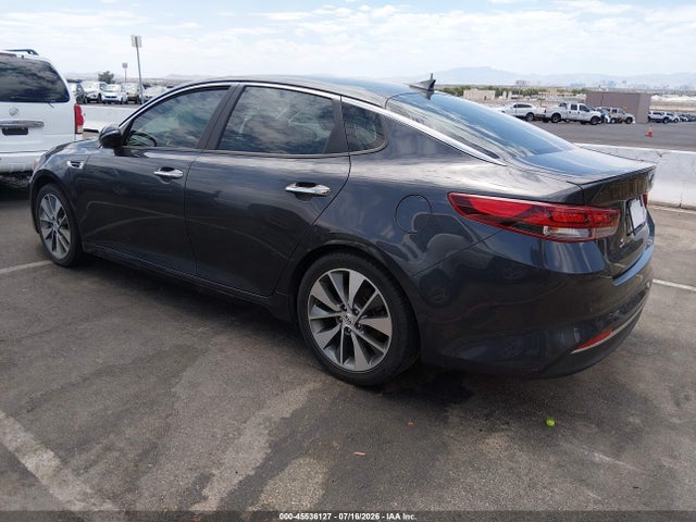 KIA Optima S 2018 5XXGT4L32JG254960 Image 3