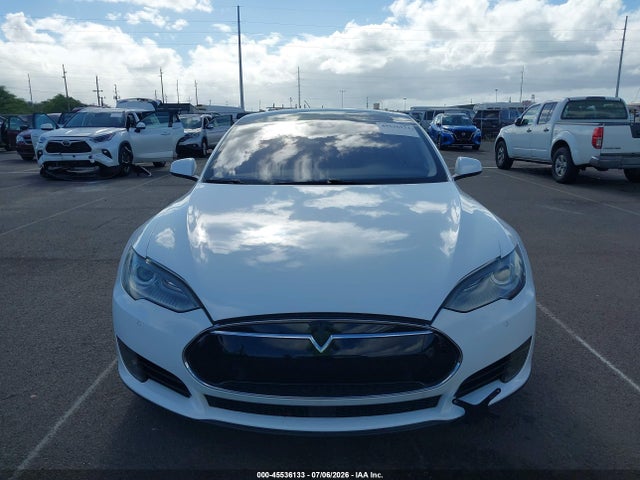 45536133 :رقم المزاد ، 5YJSA1S24FF095327 vin ، 2015 Tesla Model S 70d/85d/p85d مزاد بيع