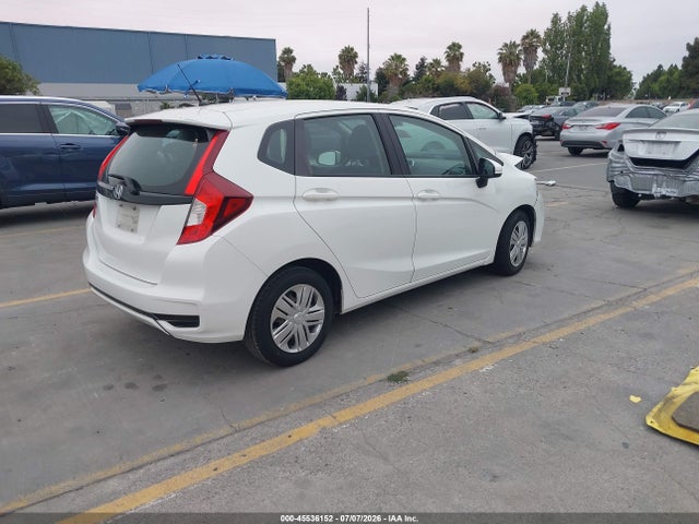 Honda FIT LX 2018 3HGGK5H40JM735252 Image 4