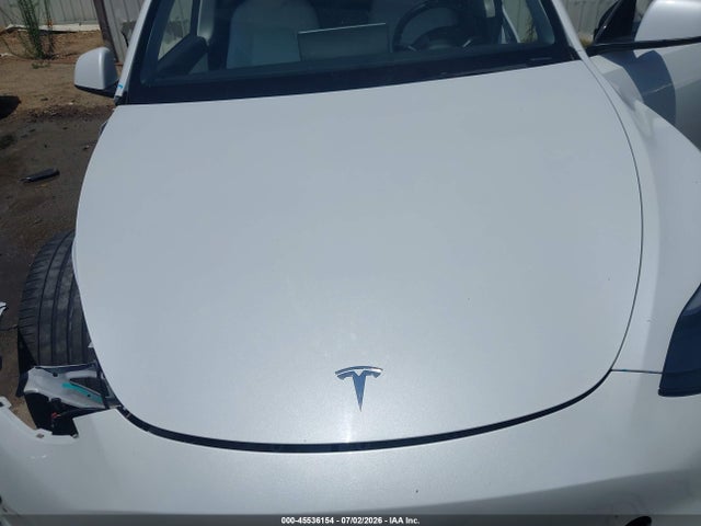 2022 Tesla Model Y Performance Dual Motor All-wheel Drive მანქანა იყიდება აუქციონზე, vin: 7SAYGDEF4NF490019, აუქციონის ნომერი: 45536154