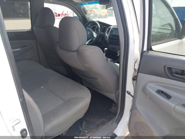 Toyota Tacoma Base V6 2014 3TMLU4ENXEM139005 Image 8