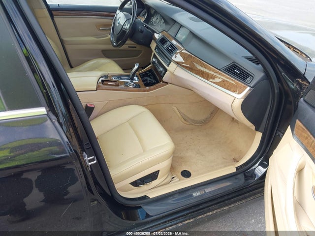 45536208 :رقم المزاد ، WBAFR1C5XBC738576 vin ، 2011 Bmw 528i مزاد بيع