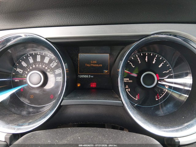 1ZVBP8AM2E5260377 Ford Mustang V6 Premium
