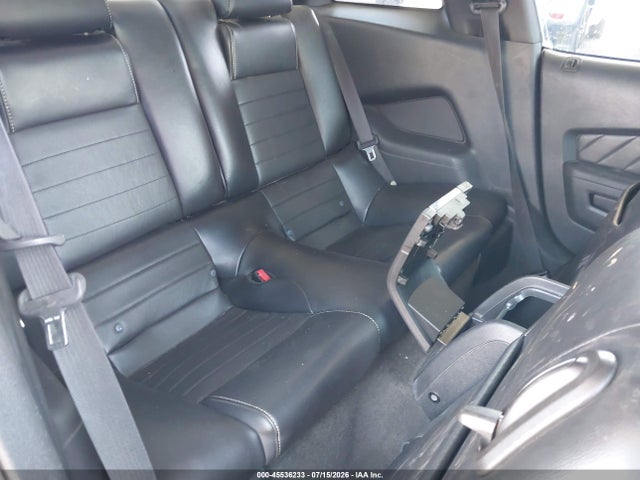 1ZVBP8AM2E5260377 Ford Mustang V6 Premium