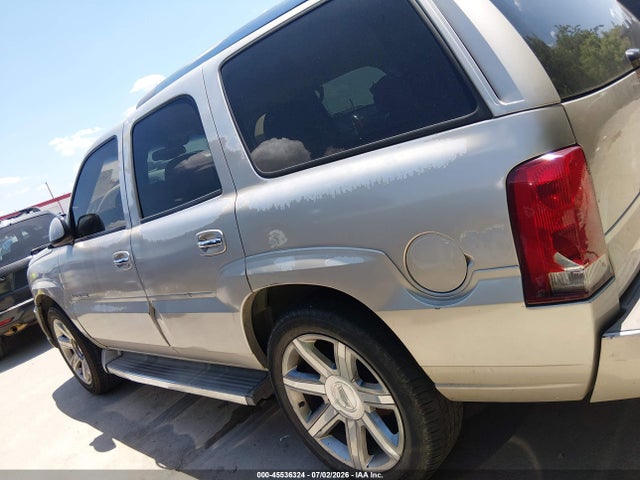 2005 Cadillac Escalade Standard მანქანა იყიდება აუქციონზე, vin: 1GYEC63N65R234129, აუქციონის ნომერი: 45536324
