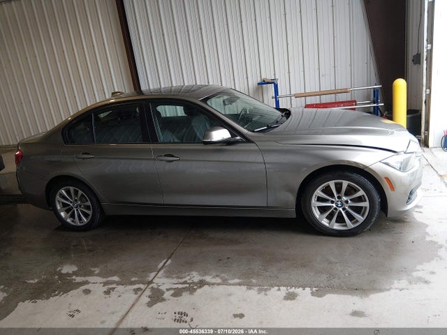 Aukcja sprzedaży 2016 Bmw 320i Xdrive, vin: WBA8A3C56GK551358, numer aukcji: 45536339