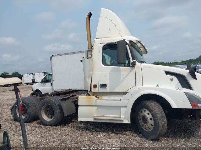 Продаж на аукціоні авто 2004 Volvo Vn Vnl, vin: 4V4NC9GF84N365762, номер лоту: 45536349