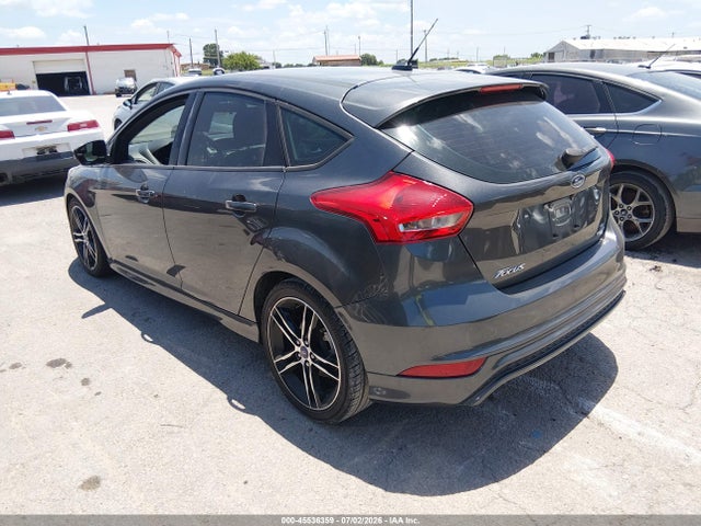 Ford FOCUS SE 2016 1FADP3K20GL237891 Image 3