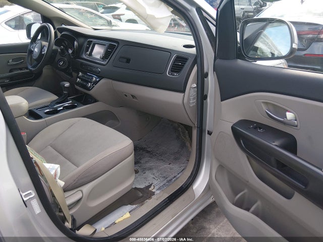 45536406 :رقم المزاد ، KNDMB5C14K6533949 vin ، 2019 Kia Sedona Lx مزاد بيع