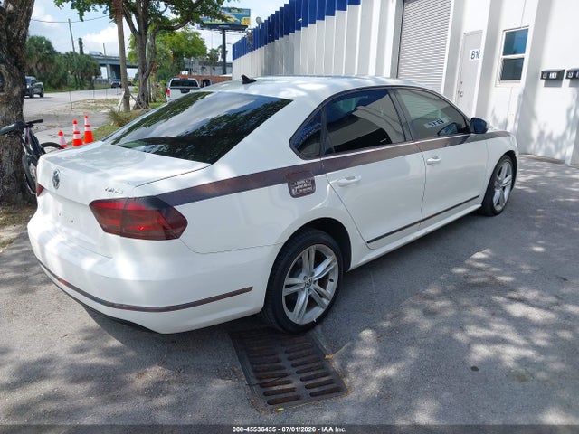 Продаж на аукціоні авто 2015 Volkswagen Passat 1.8t Se, vin: 1VWBS7A34FC065152, номер лоту: 45536435