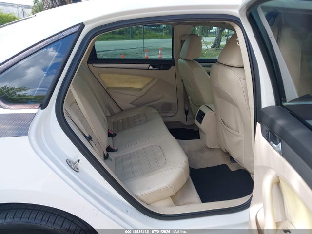 Продаж на аукціоні авто 2015 Volkswagen Passat 1.8t Se, vin: 1VWBS7A34FC065152, номер лоту: 45536435