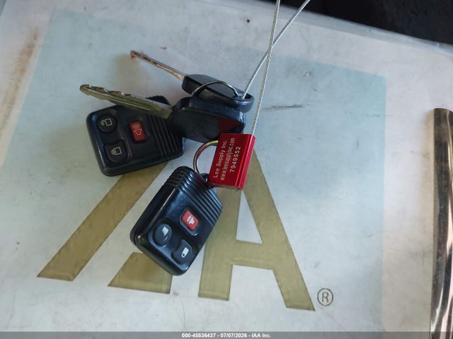45536437 :رقم المزاد ، 1FTRX18W33NB86190 vin ، 2003 Ford F-150 Lariat/xl/xlt مزاد بيع