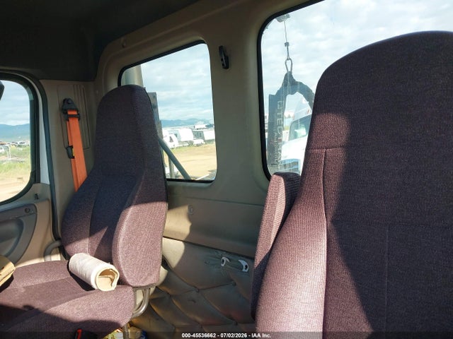 Freightliner Cascadia 125 2016 3AKJGED68GSHG1925 Image 7