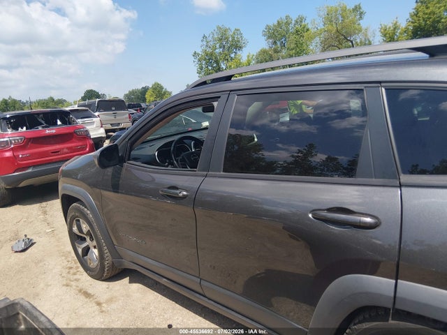 45536692 :رقم المزاد ، 1C4PJMBS0HW612791 vin ، 2017 Jeep Cherokee Trailhawk مزاد بيع