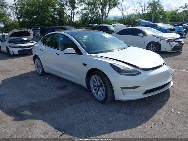 Tesla Model 3 Long Range Dual Motor All-wheel Drive 2022 5YJ3E1EB4NF312698 Image 1