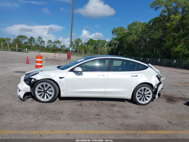 Tesla Model 3 Long Range Dual Motor All-wheel Drive 2022 5YJ3E1EB4NF312698 Image 13