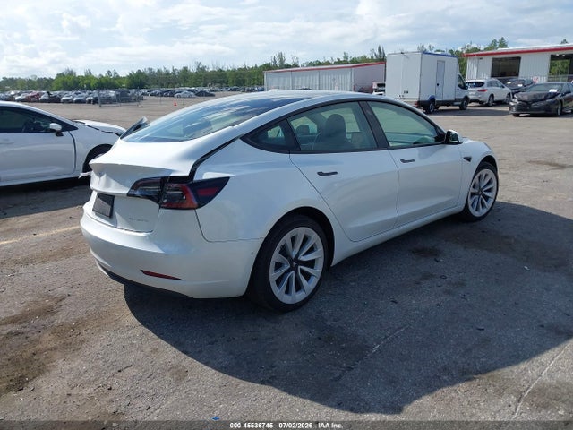 Tesla Model 3 Long Range Dual Motor All-wheel Drive 2022 5YJ3E1EB4NF312698 Image 4