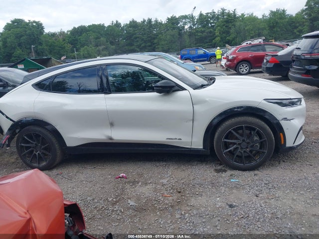 Ford Mustang Mach-e Premium 2021 3FMTK3SS4MMA24548 Image 14