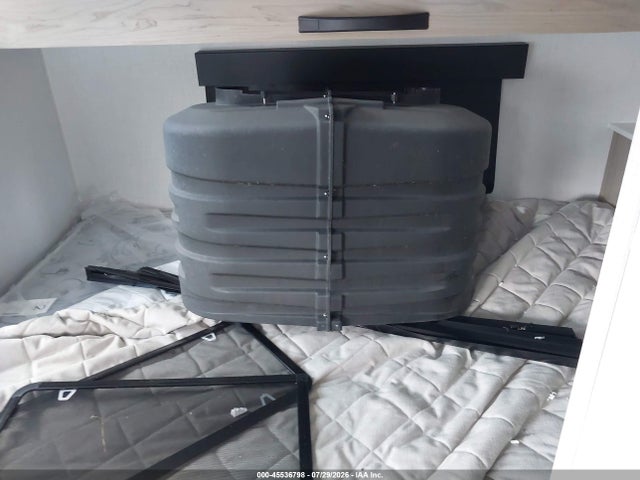 Продаж на аукціоні авто 2025 Forest River Rockwood, vin: 5ZT2RSJC5S3036883, номер лоту: 45536798
